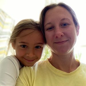 Meet your Posher, Angela